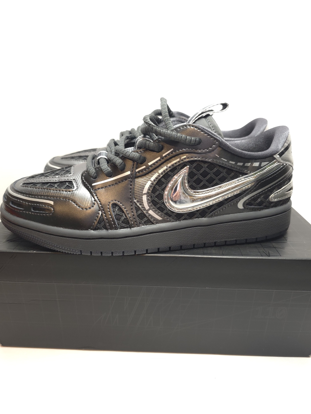 Jordan 1 Low MM V3 Women's Size 8.5 Black Silver Athletic Shoes HQ2186 001